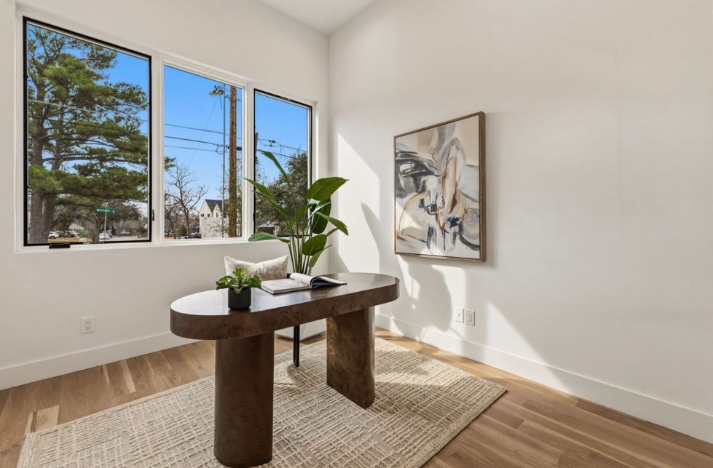 3905 Wendom Drive — photo 4